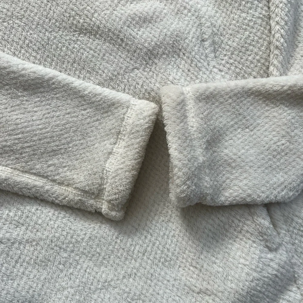 Patagonia Off-White Fleece Jacket - Picture 3 of 4